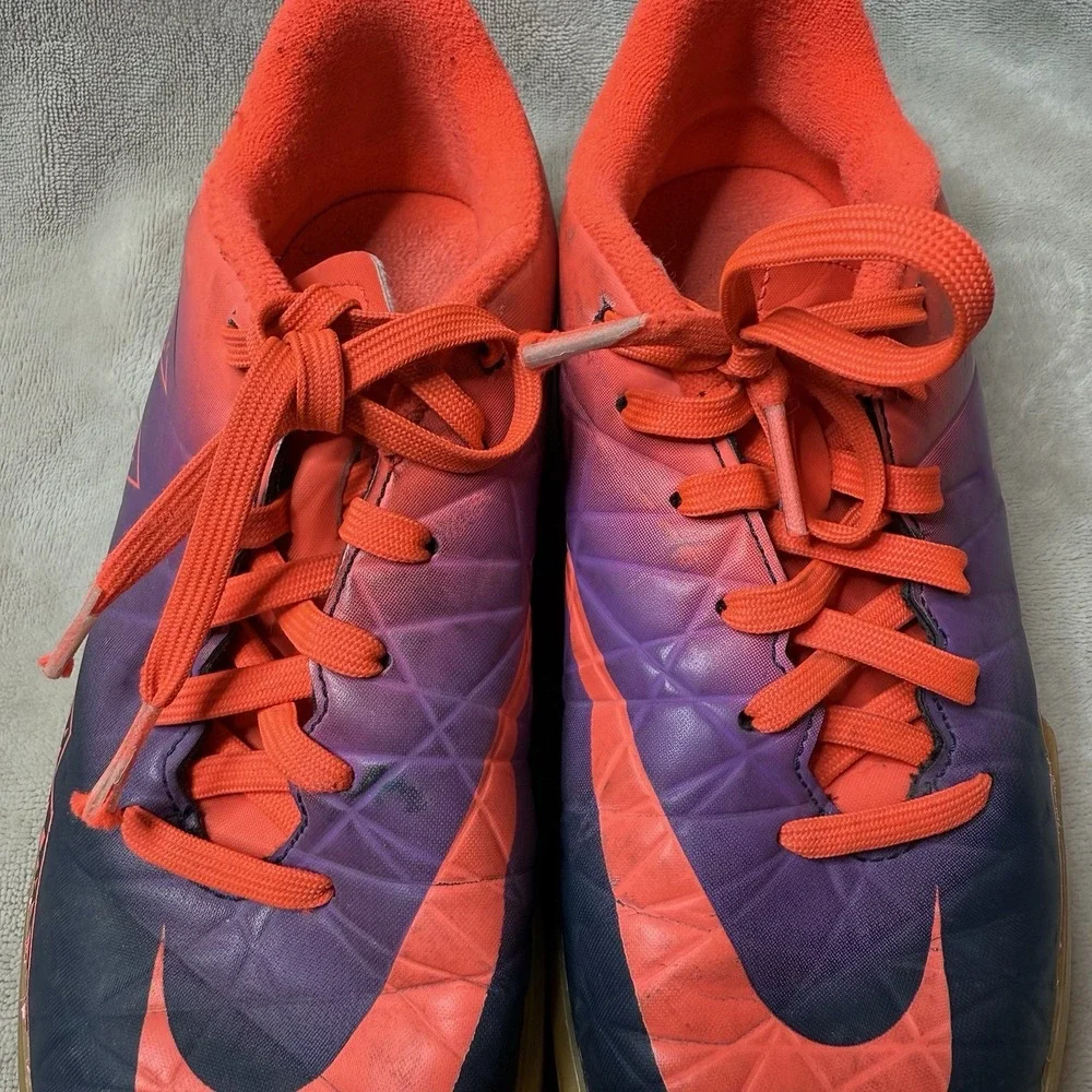 Nike Hypervenom Phelon II‎ IC YOUTH Size 4.5 Indoor Soccer 749920-845
